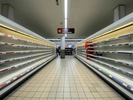 Drożyzna i&nbsp;masowe zamknięcia firm. Czyli co&nbsp;nas czeka w&nbsp;kolejnym roku?
